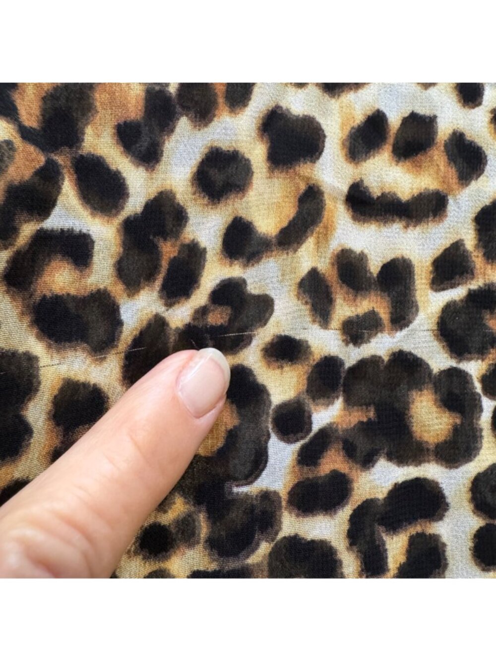 Chico's Leopard Sheer Blouse Cover Up M Tiered Hi-Low Tab Cuffed Sleeves Regency - Picture 6 of 12